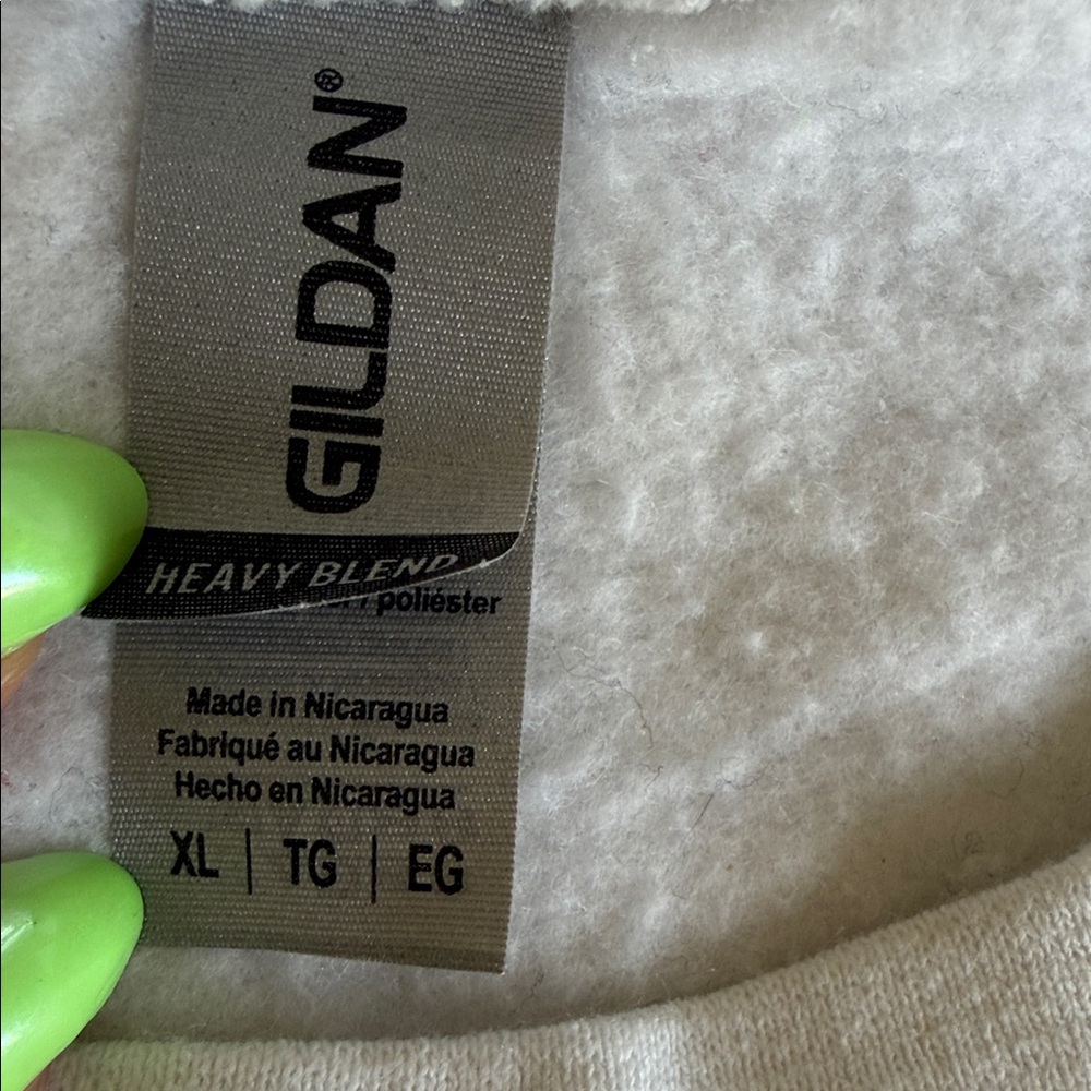 Oversized Gildan White Crewneck Sweatshirt with Nike cow-Print Logo - Picture 2 of 3